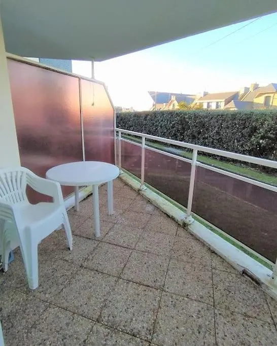 Appartement Étel 0*,